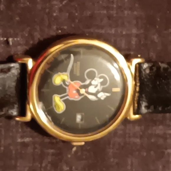 Rare Vintage Mickey Mouse Pulsar Watch - Picture 5 of 7